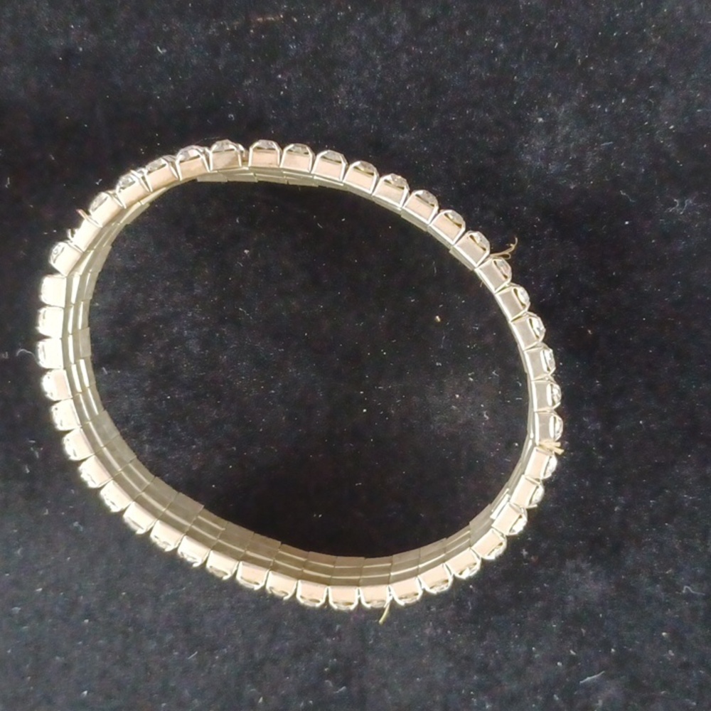 Bracelet - Picture 3 of 4